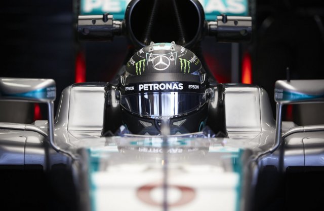Nico Rosberg nyerte a Forma-1-es Orosz Nagydíjat