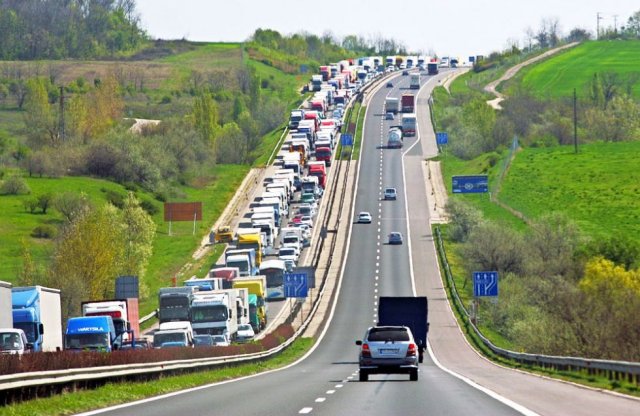 Úthálózat-fejlesztés: bővül az M3-as, gyorsforgalmi út lesz az M2 Budapest és Vác között