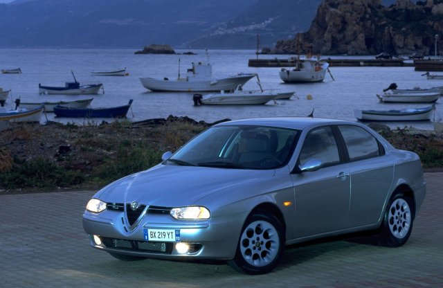 20 éves az Alfa Romeo 156, megnéztük, milyet kapunk ma