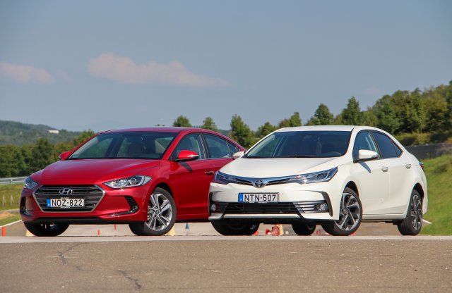 Összehasonlító teszt: Hyundai Elantra 1.6 CRDi és Toyota Corolla 1.6 VVT-i automataváltóval