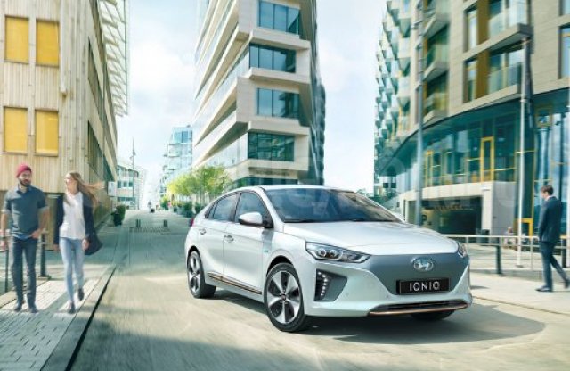 Új szereplő a hazai villanyautó-piacon: megérkezett a Hyundai  Ioniq
