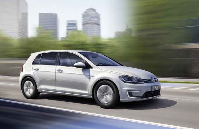 Nagyobb akkumulátorral és erősebb motorral érkezik az új Volkswagen e-Golf