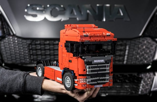 Nagy vas kis műanyagokból, avagy LEGO Scania R 620