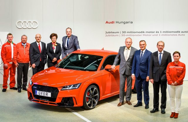 Elkészült a győri Audi gyár egymilliomodik autója, a motorgyártást is ünneplik