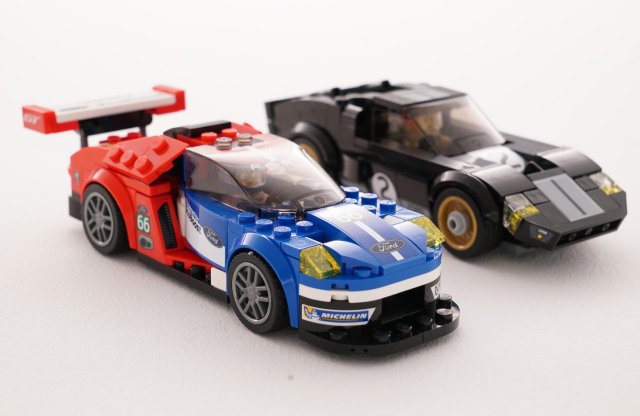 Újabb Ford modelleket készít LEGO