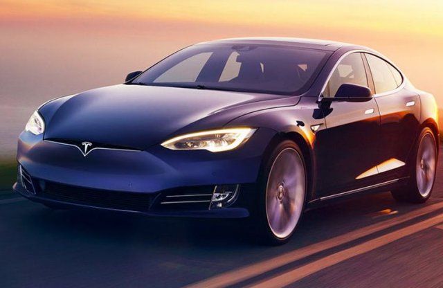 A Tesla újdonsága lesz a legjobban gyorsuló sorozatgyártású autó