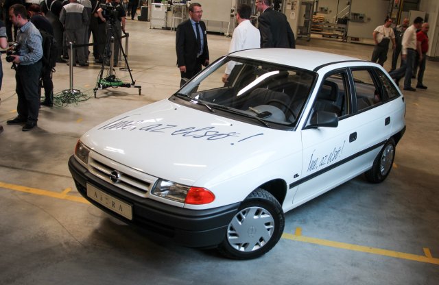 25 éves a modern magyar autógyártás, Szentgotthárdon együtt ünnepeltünk az Opellel