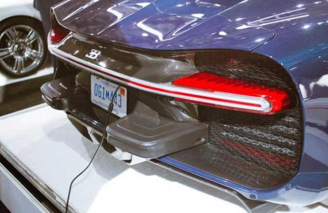 Amerikában plusz lökhárítót kap hátra a Bugatti 1500 lóerős sportkocsija