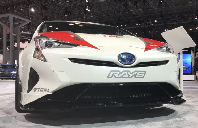 Toyota Prius G Extreme: hibrid, ami megijeszt