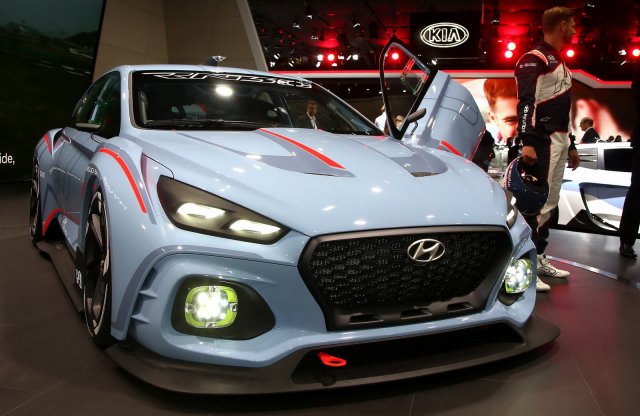Egy második N Perfomance modellt dob piacra a Hyundai