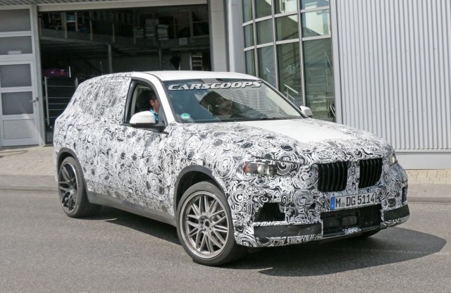 Kémfotókon a új, legalább 600 lóerős BMW X5 M