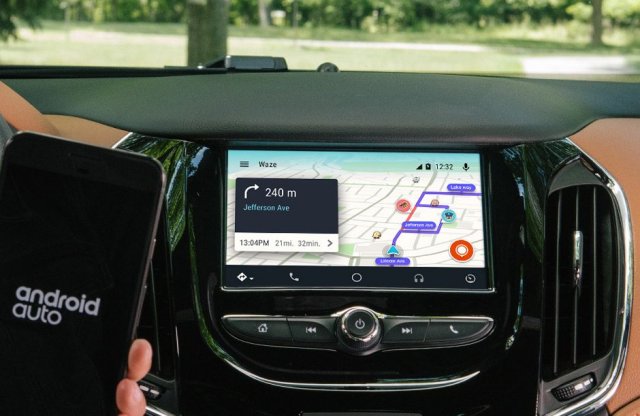 Andorid Auto támogatással érkezett a frissített Waze navigáció
