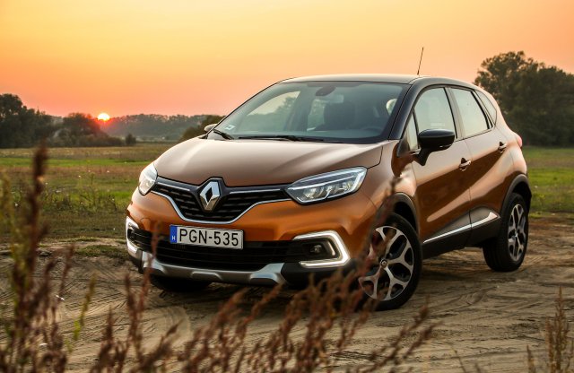 Renault Captur 1.2 TCe 118 EDC Intens teszt