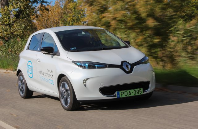 Renault Zoe Z.E. R90 41 kWh Life teszt