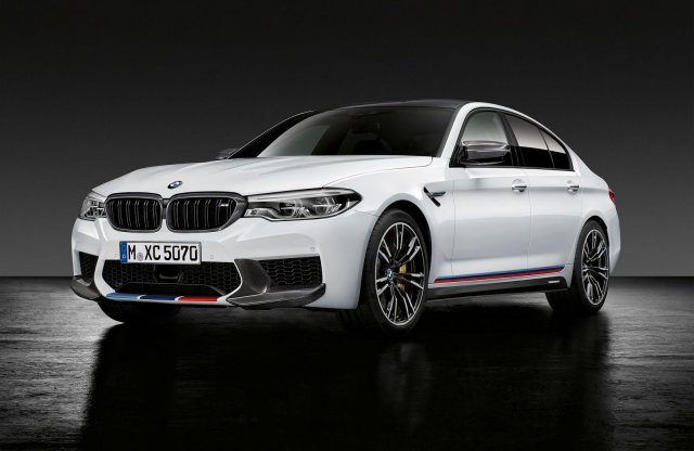 M Performance elemeket is rendelhetünk a BMW M5-höz