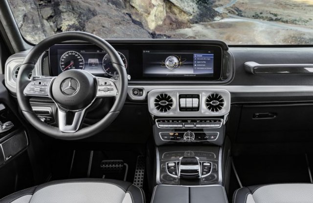 Jön az új Mercedes-Benz G-osztály, a belterét már láthatjuk