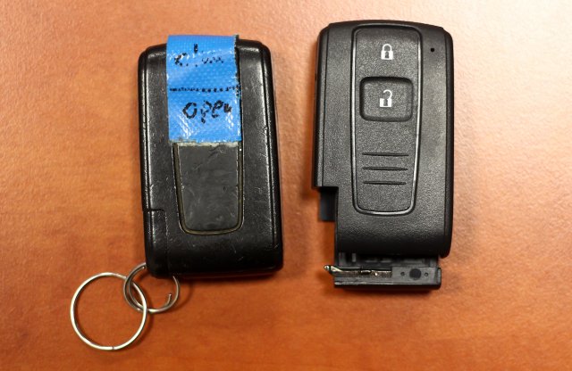 Egy olvasónk új Toyota Prius kulcsot, pontosabban kulcsházat kapott