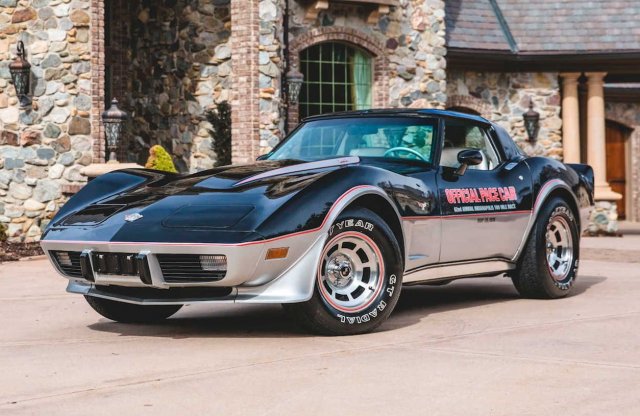 Mind a 14 Indy 500-as Corvette biztonsági autó a  tiéd lehet!