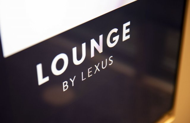 Már üzleti várót is fémjelez a Lexus