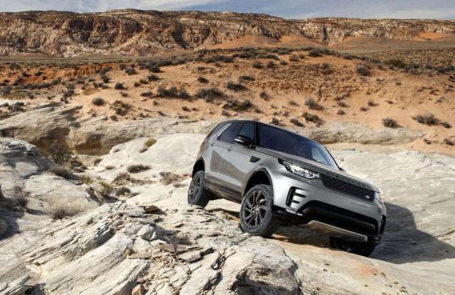 Úttalan utakon, ember nélkül boldogul a jövő Land Rovere
