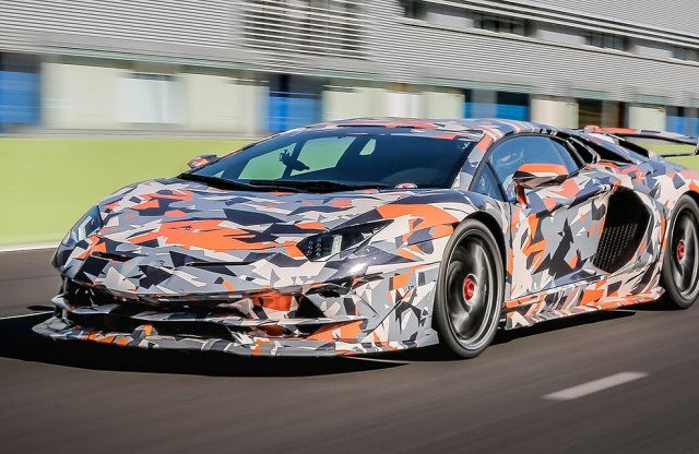 Az utcai autók leggyorsabbika az új Lamborghini