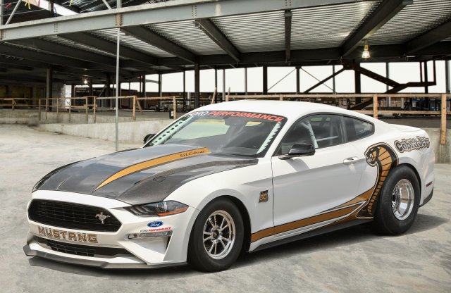 Ünnepi modell készült a gyorsulási versenyekre megálmodott Mustangból