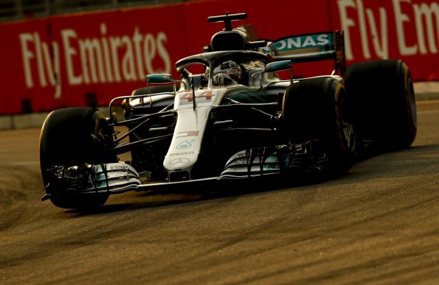 Lewis Hamilton magabiztosan robog az ötödik világbajnoki cím felé