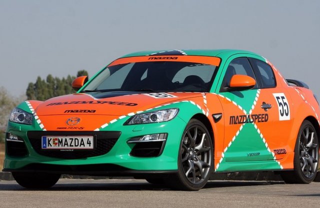 A Mazda szerint 2030-ban a hibridek és a villanyautók fognak uralkodni