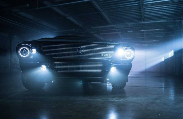Nézd meg az első villanymotoros, összkerékhajtású Mustangot!