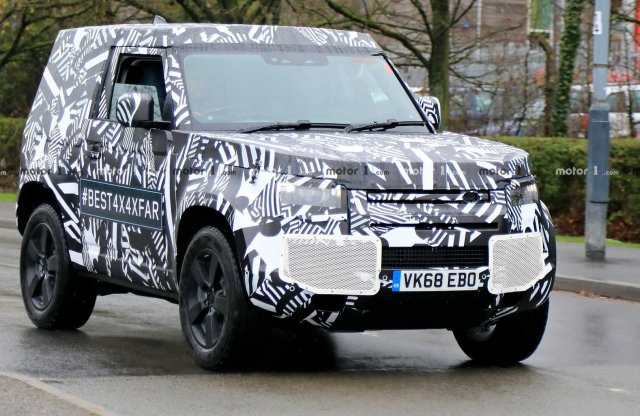 Ismét kémfotókon az új Land Rover Defender!