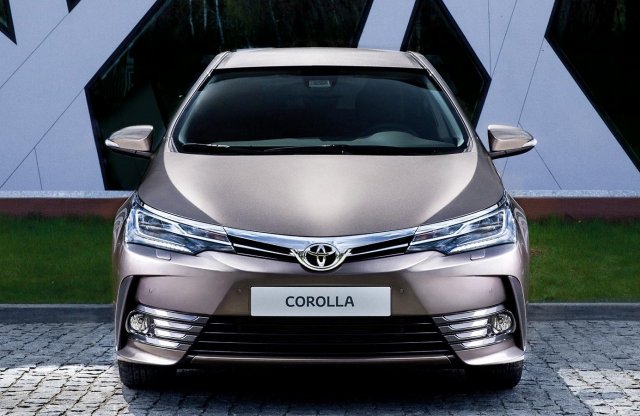 Elég jó ajánlattal fut ki itthon a Toyota népszerű szedánja, a Corolla