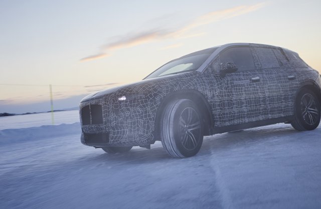 Készül a BMW új, minden tekintetben előremutató villanyautója, az iNext