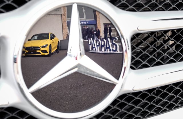 A legfontosabb a Mercedes, de tíz márkát tart fenn a Pappas Auto, hasítanak az eladások