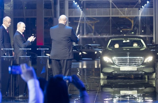 Beindult a termelés Oroszország legelső Mercedes gyárában