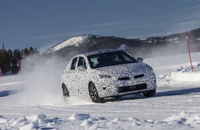 Júniusban debütál, őszre már hazánkban lehet a hatodik generációs Opel Corsa