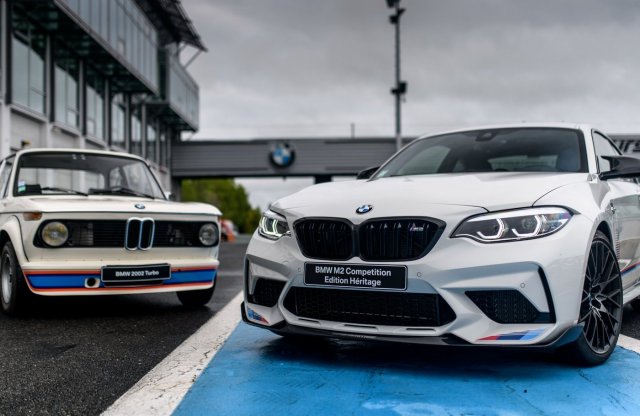 Retro sportautó ősét idézi az új BMW M2 Edition Héritage
