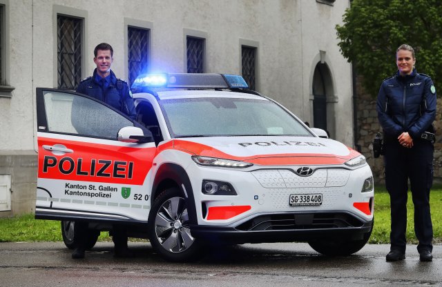 Tisztán elektromos járőrautókkal bővült egy svájci rendőrségi flotta