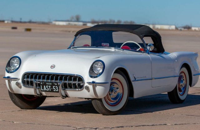 Kétszer restaurálták, eredeti formáját kapta vissza az utolsó 1953-as Corvette