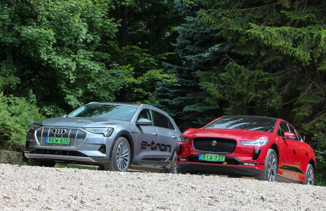 Villám összevetés: Audi e-tron 55 quattro  és Jaguar I-Pace EV400 AWD