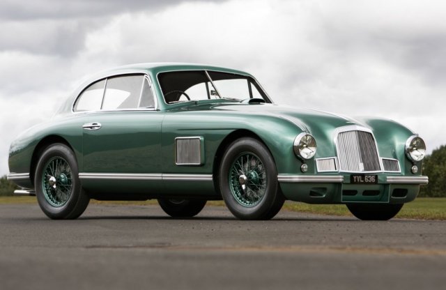 Százmilliós értékek: négy igazán különleges Aston Martin kerül kalapács alá