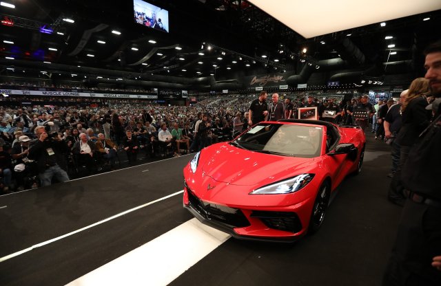 Egy gyűjteménybe kerül az első legyártott példány a 2020-as Corvette C8-ból