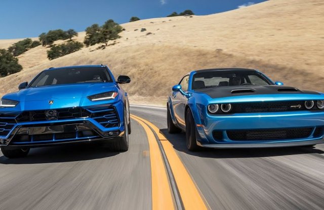 Szerinted melyik a gyorsabb? A Lamborgini SUV vagy az izom-Dodge?