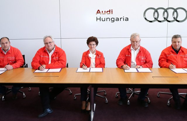 Bérmegállapodás az Audi Hungariánál