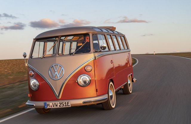 A Volkswagen bemutatta az új, elektromos e-Bulli kisbuszt