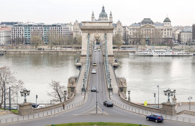 Már holnap elfogadhatják a budapesti forgalom sebességének csökkentéséről szóló előterjesztést