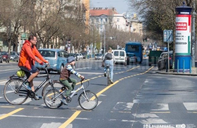 Budapesten közlekedsz? Akkor a BKK a te véleményedre is kíváncsi az új kerékpársávokról!