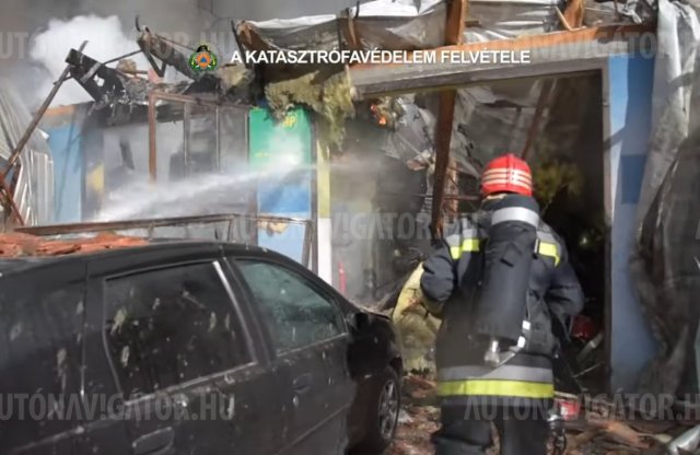 Autószerelő műhely robbant fel Budapesten - videó a tűzoltásról
