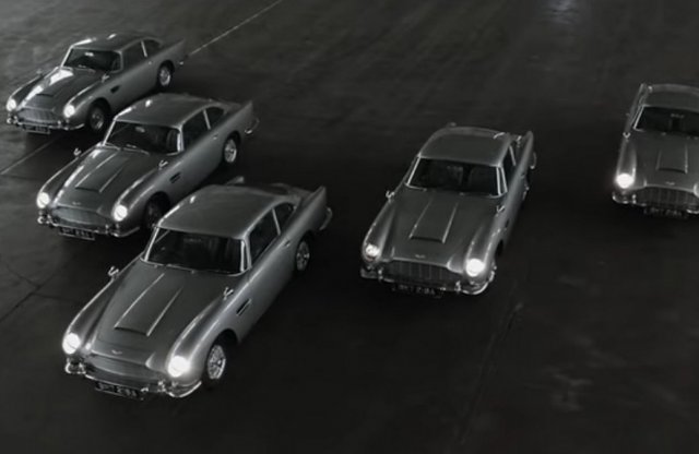 A legtöbb filmes kütyü működik abban az öt Aston Martin DB5-ben, ami frissen készült el