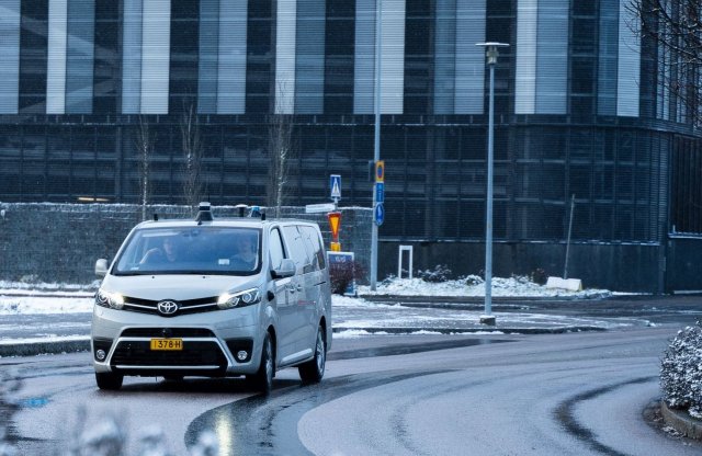 Kemény télben, Oslóban teszteli önvezető autóját a Sensible 4