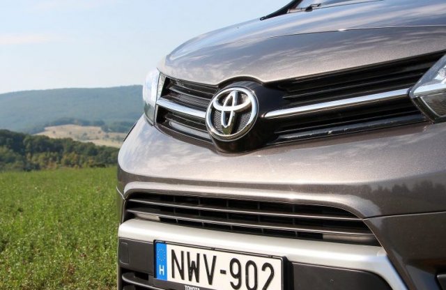 Idén Dacia helyett Toyotát választottak legtöbbször a magyar nagycsaládok